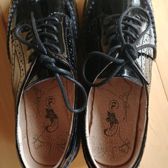 Soulier - Picture 3 of 6